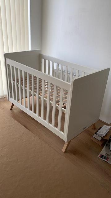 BIEDEN ledikant Bopita Fenna Babybed Wit / Naturel beschikbaar voor biedingen