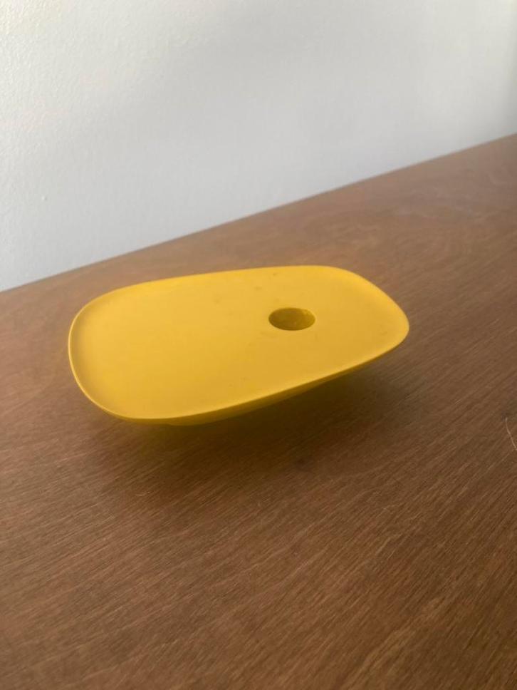 Muuto kandelaar, Huis en Inrichting, Keuken | Tupperware, Zo goed als nieuw, Schaal, Geel, Ophalen