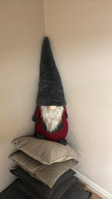 Grote Kabouter / gnome denk rondom 70 cm 
