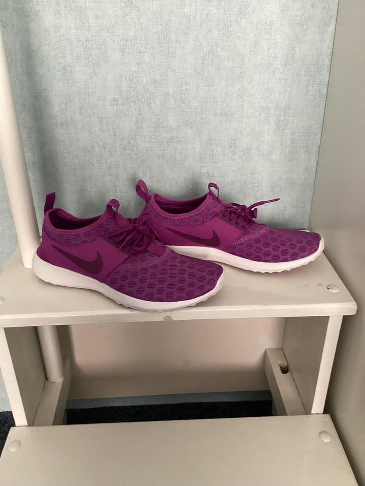 Leuke roze sneakers van Nike, maat 37,5, Kleding | Dames, Schoenen, Zo goed als nieuw, Sneakers of Gympen, Roze, Ophalen of Verzenden