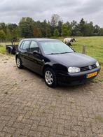 Vw golf 4 5deurs 1.6 2003, Auto's, Voorwielaandrijving, Stof, Zwart, 4 cilinders
