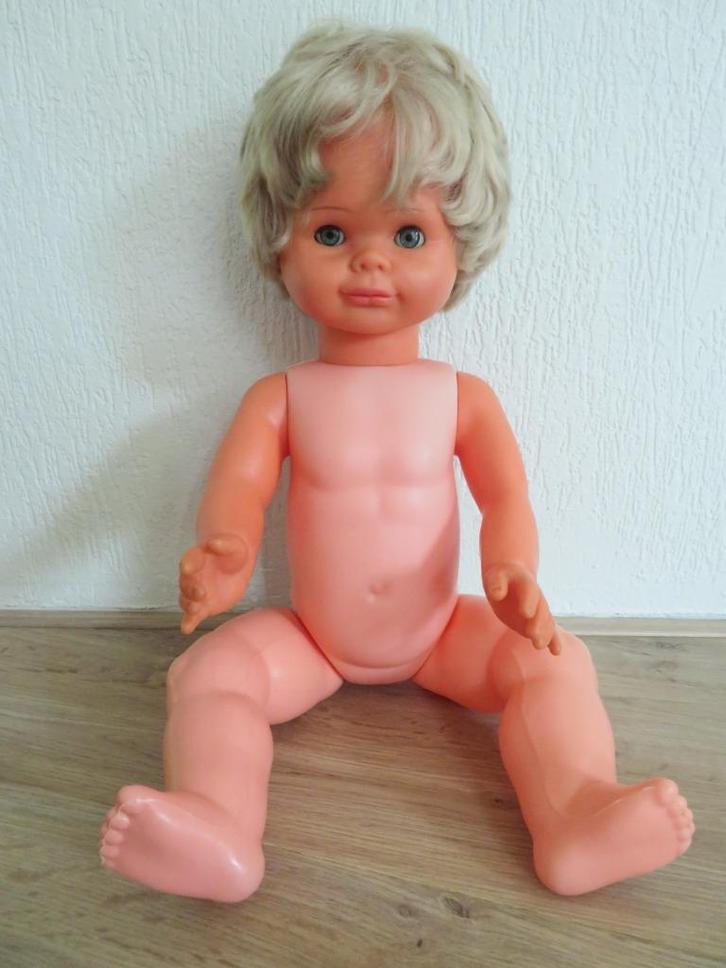 Grote pop 65 cm hoog, Kinderen en Baby's, Speelgoed | Poppen, Overige typen, Ophalen of Verzenden