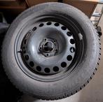 Dunlop winterbanden 215/60 R16 met stalen velg (prima staat), Auto-onderdelen, Banden en Velgen, Ophalen, 16 inch, Banden en Velgen