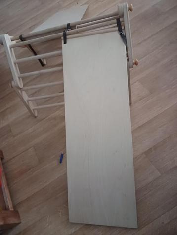 Ette tete houten klimrek met extra klim/glijplank beschikbaar voor biedingen