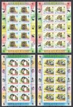 4 WWF postzegelvelletjes v/d Mangabey en bruine Baviaan, Ophalen of Verzenden, Dier of Natuur, Postfris
