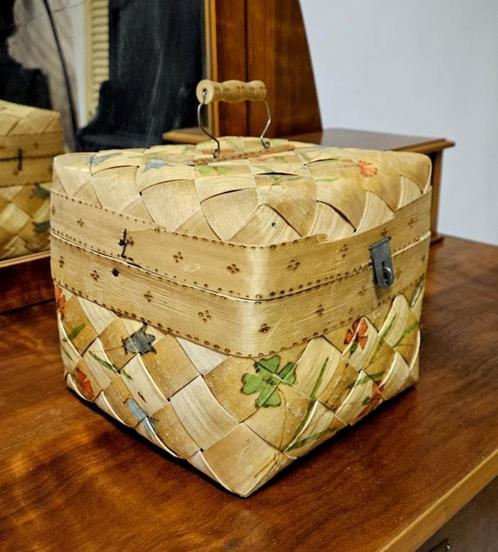 Oud Zweeds mandje, Antiek en Kunst, Curiosa en Brocante, Ophalen