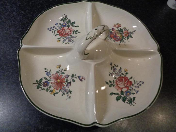 Villeroy en Boch Alt Strassburg vakkenschaal 1562, Antiek en Kunst, Antiek | Servies los, Ophalen of Verzenden