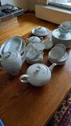 vintage servies ongeveer 60 jaar oud, Ophalen