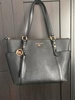 Michael Kors Zwarte Handtas, Sieraden, Tassen en Uiterlijk, Tassen | Damestassen, Ophalen of Verzenden, Zo goed als nieuw, Zwart