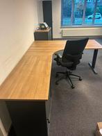 Grote kantoor bureau’s - hoekbureau’s met ladeblokken, Ophalen, Zo goed als nieuw, Bureau