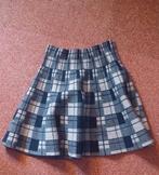 Rok van zachte stof, Mt. M 40/42, Schotse ruit, Primark, Kleding | Dames, Rokken, Primark, Ophalen of Verzenden, Zo goed als nieuw