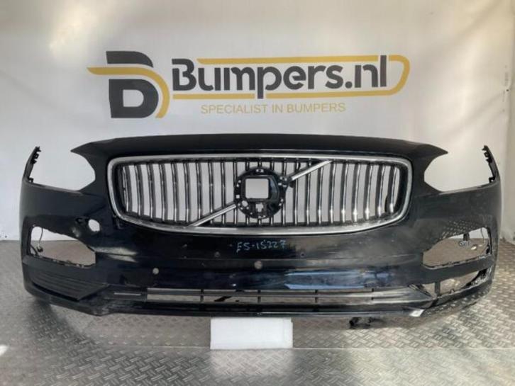 Bumper Volvo V90 S90 II 16-20 pdc +Grill  Voorbumper 15227z, Auto diversen, Tuning en Styling, Ophalen