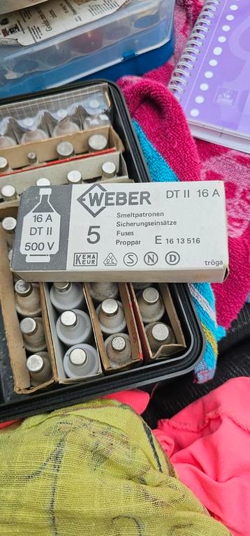 Weber Smeltpatronen 16A & 10A - Oldtimer Zekeringen beschikbaar voor biedingen