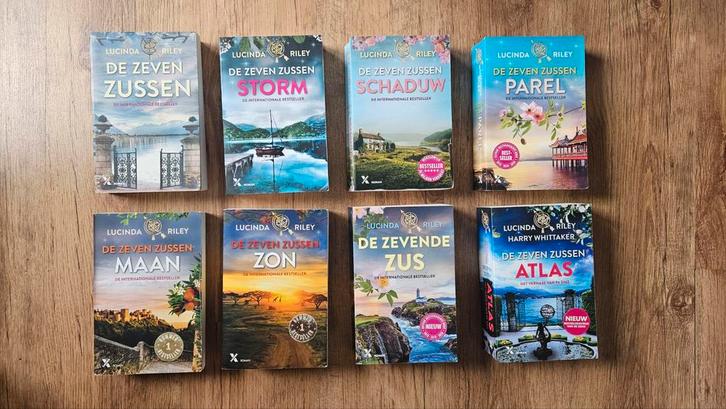 Complete serie De Zeven Zussen van Lucinda Riley, Boeken, Romans, Gelezen, Nederland, Ophalen of Verzenden