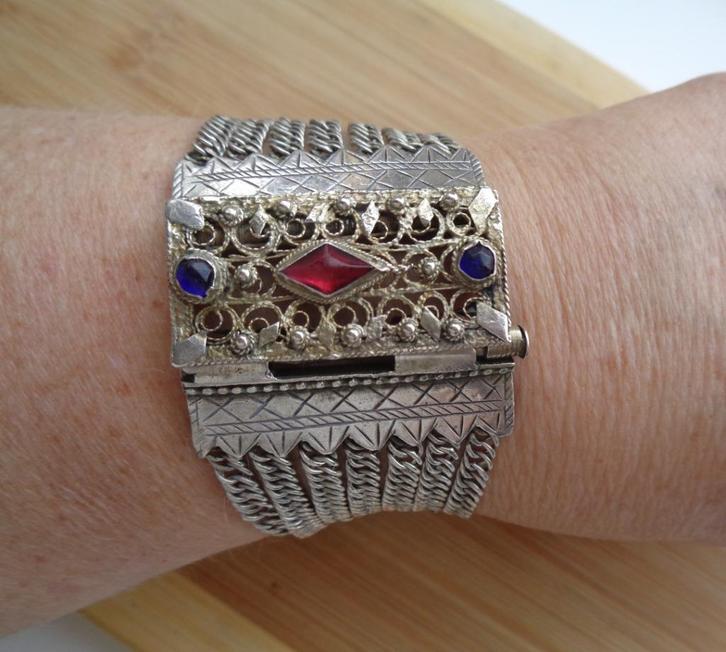 Antieke belenzuka, verlovings armband [315], Sieraden, Tassen en Uiterlijk, Armbanden, Zo goed als nieuw, Zilver, Zilver, Met edelsteen