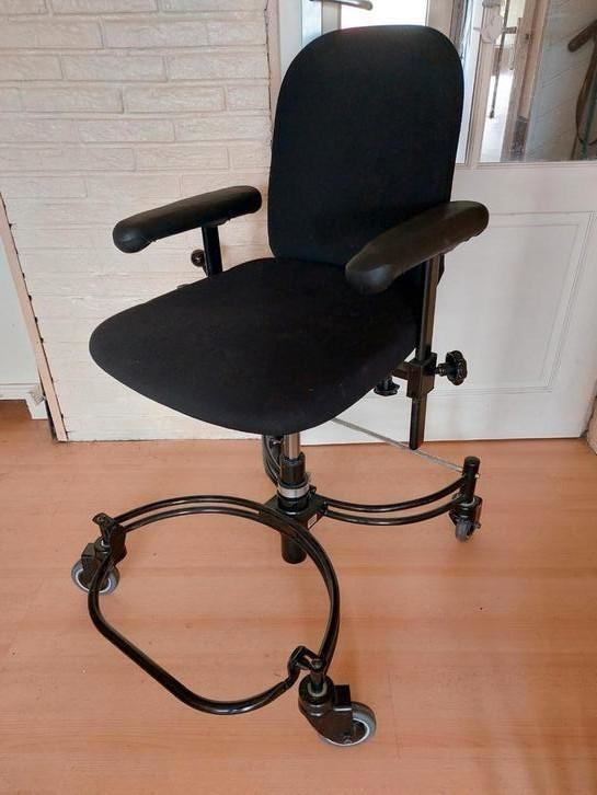 Euroflex  mooie trippelstoel trippel stoel, Diversen, Verpleegmiddelen, Zo goed als nieuw, Ophalen of Verzenden