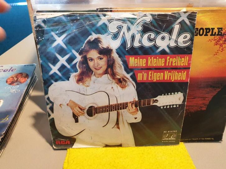 Nicole - Meine kleine freiheit (x15), Cd's en Dvd's, Vinyl Singles, Pop, Ophalen of Verzenden
