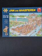 Jan van Haasteren - Bomvol bad 2000 stukjes, Ophalen of Verzenden, Meer dan 1500 stukjes, Zo goed als nieuw, Legpuzzel