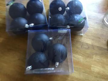 Mooie grote zwarte kerstballen, 11 stuks nieuw. beschikbaar voor biedingen