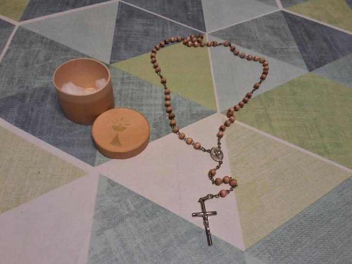 Houten Rozenkrans met Heilige Geest Medaillon, Antiek en Kunst, Antiek | Religie, Ophalen of Verzenden