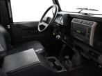 Land Rover Defender 2.5 TD5 110 SW 9-PERSOONS 4X4 ORIG NL +, Auto's, Stof, Gebruikt, 2495 cc, Stoelverwarming