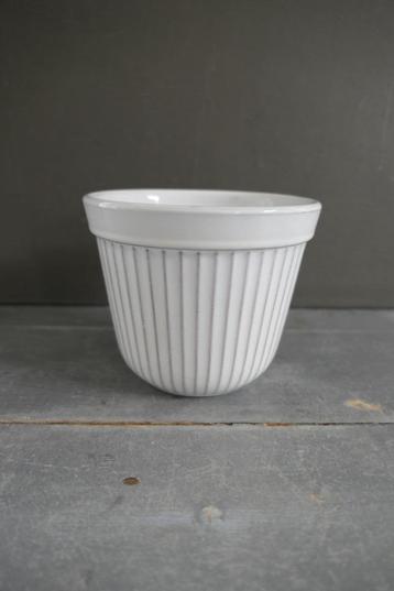 Vintage Westraven Utrecht witte bloempot. beschikbaar voor biedingen