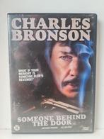 Someone Behind the Door - Charles Bronson Thriller 1971, Maffia en Misdaad, Ophalen of Verzenden, Zo goed als nieuw, Vanaf 16 jaar
