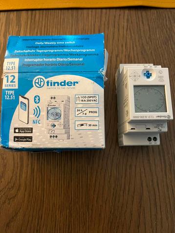 Finder tijdschakelaar beschikbaar voor biedingen