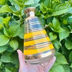 Glazen flesjes vaasjes gekleurd glas geel groen goud strepen, Gebruikt, Ophalen of Verzenden, Glas, Minder dan 50 cm