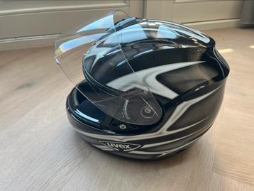Motorhelm beschikbaar voor biedingen
