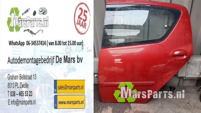 Portier 4Deurs links-achter van een Toyota Aygo, Auto-onderdelen, Carrosserie en Plaatwerk, Deur, Gebruikt, 6 maanden garantie