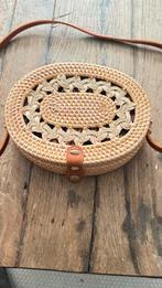 Rieten tasje uit Bali, Ophalen of Verzenden, Zo goed als nieuw, Beige, Schoudertasje