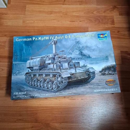 Trumpeter 1:35 00362 German Pz.KpfW IV ausf D/E Fahrgestehl, Hobby en Vrije tijd, Modelbouw | Auto's en Voertuigen, Zo goed als nieuw
