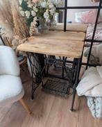 Cast iron sewing machine base - converted into a table, Antiek en Kunst, Antiek | Naaimachines, Ophalen