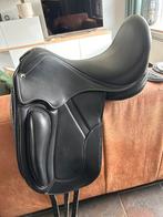 Graziozo Domenico 17 inch dressuurzadel, Dieren en Toebehoren, Paarden en Pony's | Zadels, Ophalen of Verzenden, Zo goed als nieuw