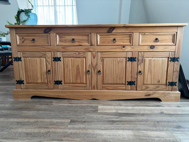 Houten dressoir kast, Huis en Inrichting, Kasten | Dressoirs, Gebruikt, 200 cm of meer, 25 tot 50 cm, Met lade(s), Met deur(en)