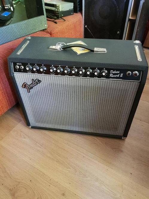 Fender de Luxe Reverb 2(2),Soldano Astroverb 16 + diverse, Muziek en Instrumenten, Versterkers | Bas en Gitaar, Zo goed als nieuw
