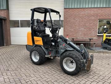 Giant 332 swt xtra HD beschikbaar voor biedingen