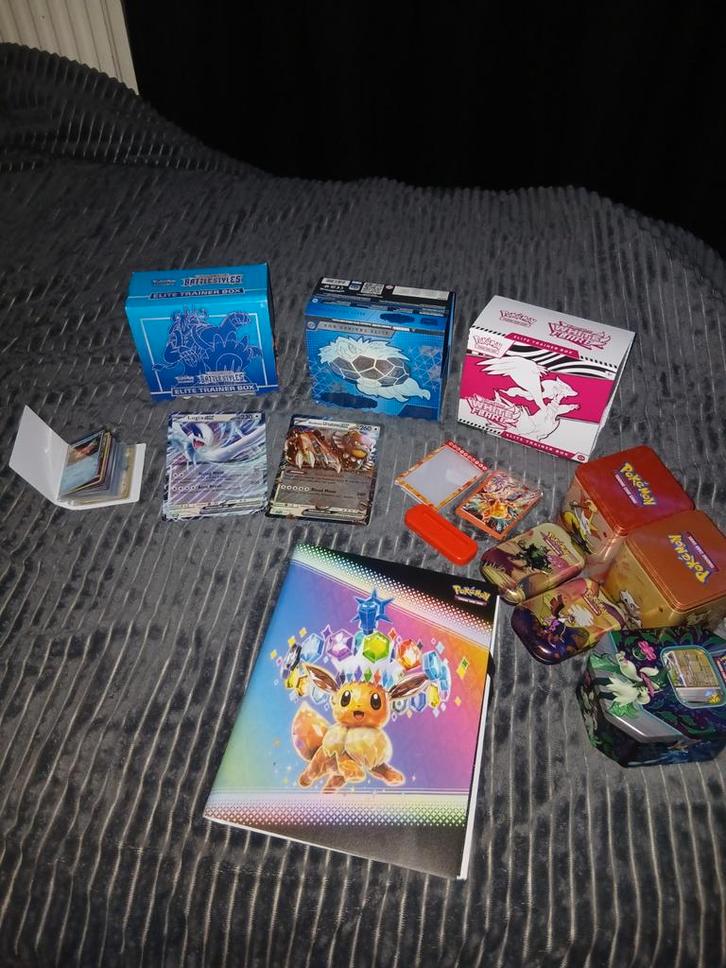 Pokemon Kaarten (full art, holo, hitjes, normale kaarten), Hobby en Vrije tijd, Verzamelkaartspellen | Pokémon, Zo goed als nieuw