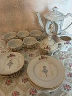 Vintage kinderservice uit Japan uit 1950 dansende ballerina, Antiek en Kunst, Antiek | Servies compleet, Ophalen of Verzenden