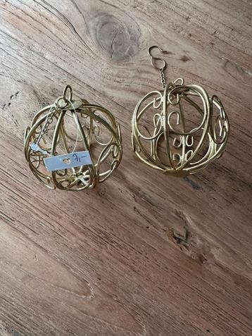 Gouden Metalen Draadballen - Decoratie beschikbaar voor biedingen