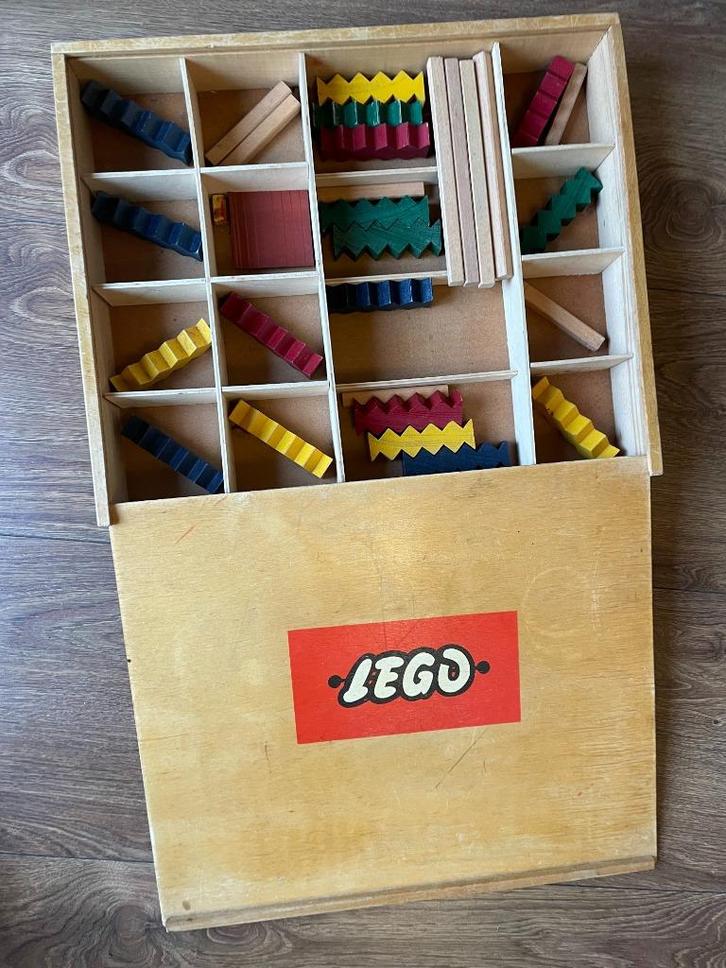 Vintage LEGO houten kist .– jaren ’60 –, Kinderen en Baby's, Speelgoed | Duplo en Lego, Gebruikt, Ophalen