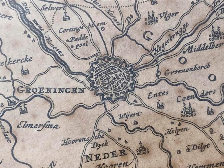 Grote 17e eeuwse kaart Groningen Drenthe Friesland, Antiek en Kunst, Curiosa en Brocante, Ophalen of Verzenden
