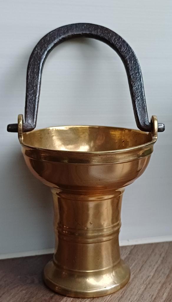 15e eeuws wijwaterbakje, Antiek en Kunst, Antiek | Religie, Verzenden