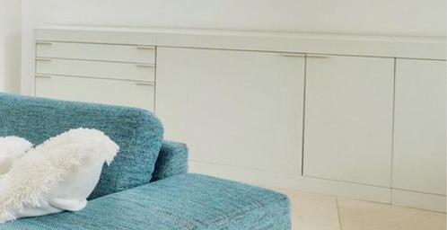 Pastoe L serie 240cm wit dressoir. Helaas wel beschadigd, Huis en Inrichting, Kasten | Dressoirs, Gebruikt, 200 cm of meer, 25 tot 50 cm