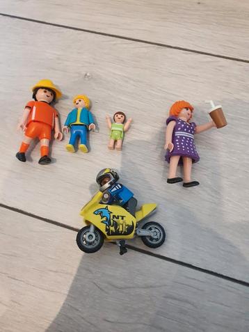 Playmobil Poppetjes Set beschikbaar voor biedingen