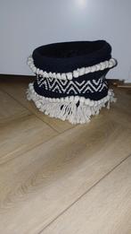 Decoratieve mand met franjes. Ibiza style, Ophalen of Verzenden, Zo goed als nieuw, Rond, Mand