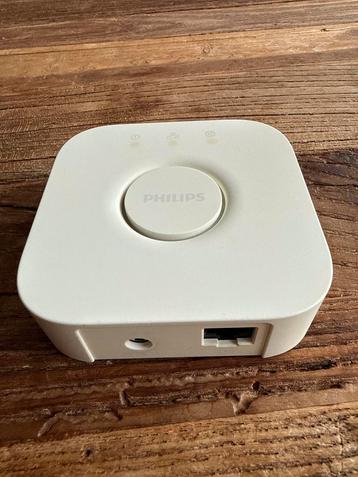 Philips Hue Bridge - Slimme Verlichting Hub beschikbaar voor biedingen