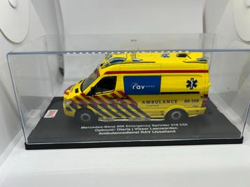 Mercedes-Benz Sprinter Ambulance 04-109 - RAV IJsselland beschikbaar voor biedingen