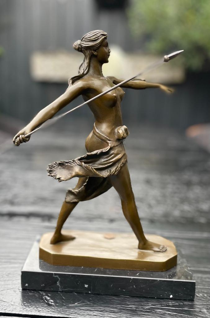 Bronzen Amazoonse strijder (Diana) gesigneerd zuiver brons, Antiek en Kunst, Kunst | Beelden en Houtsnijwerken, Ophalen of Verzenden